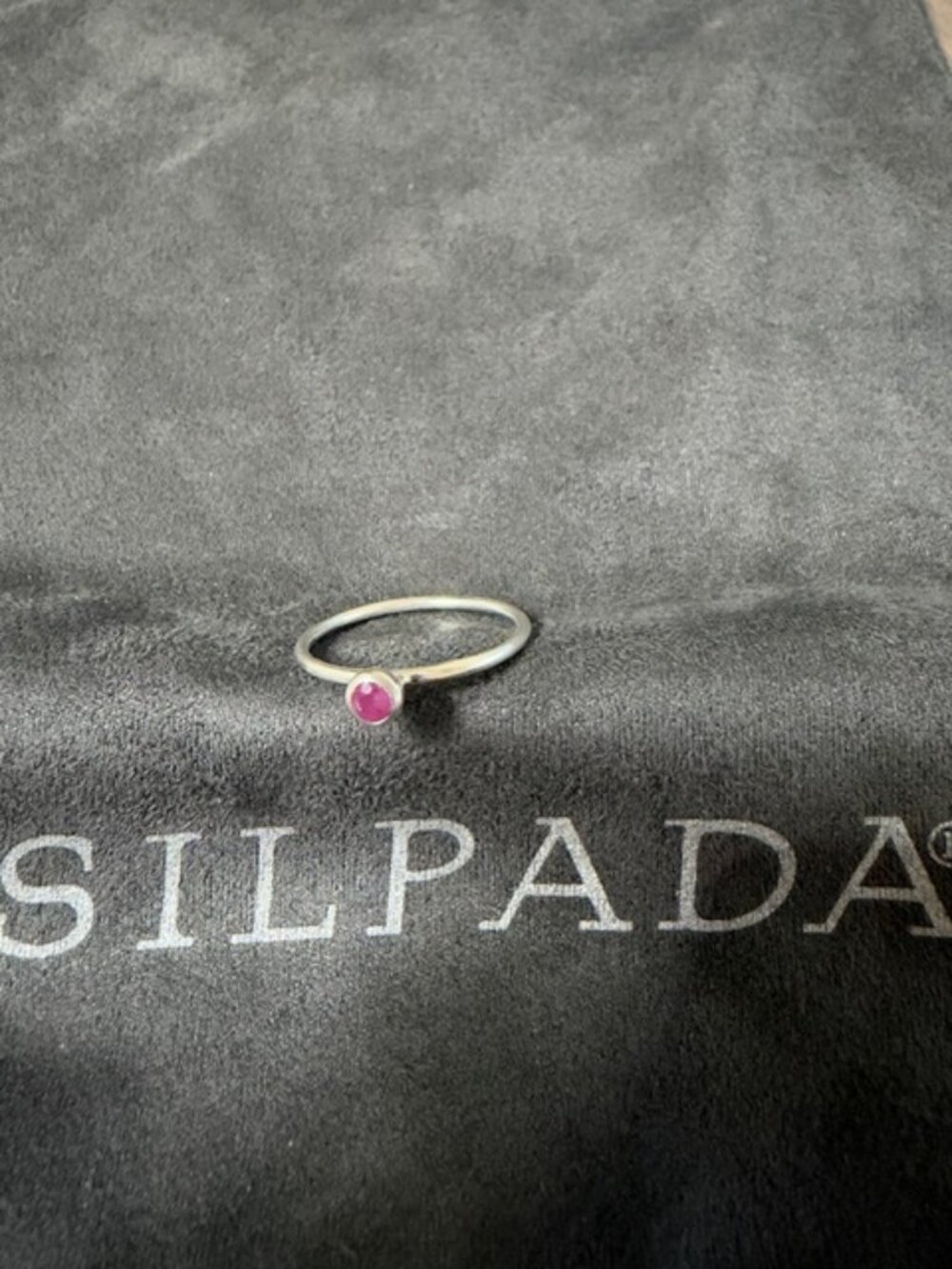Silpada Retired "Petite February Birthstone" Amethyst Purple CZ Stacking Ring St